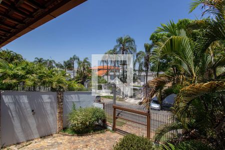 Casa à venda com 522m², 5 quartos e 5 vagas Casa à venda com 522m², 5 quartos e 5 vagasVaranda da Suite 2