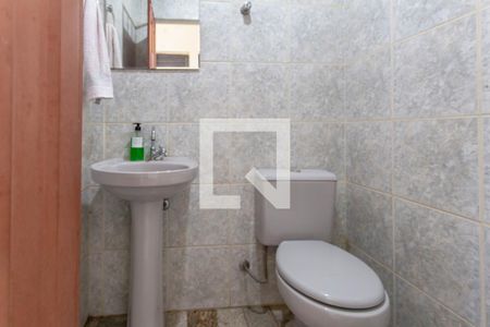 Casa à venda com 522m², 5 quartos e 5 vagas Casa à venda com 522m², 5 quartos e 5 vagasBanheiro