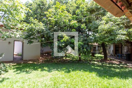 Casa à venda com 522m², 5 quartos e 5 vagas Casa à venda com 522m², 5 quartos e 5 vagasÁrea Externa