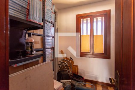 Casa à venda com 522m², 5 quartos e 5 vagas Casa à venda com 522m², 5 quartos e 5 vagasQuarto de Serviço