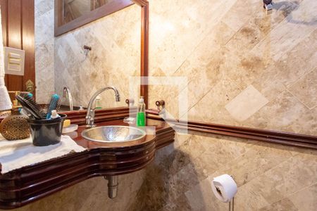 Casa à venda com 522m², 5 quartos e 5 vagas Casa à venda com 522m², 5 quartos e 5 vagasLavabo