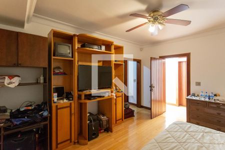 Casa à venda com 522m², 5 quartos e 5 vagas Casa à venda com 522m², 5 quartos e 5 vagasQuarto Suíte 2