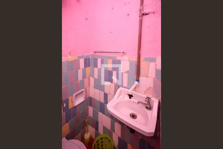 Casa à venda com 170m², 3 quartos e 1 vagaBanheiro