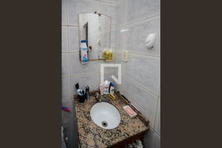 Casa à venda com 170m², 3 quartos e 1 vagaBanheiro