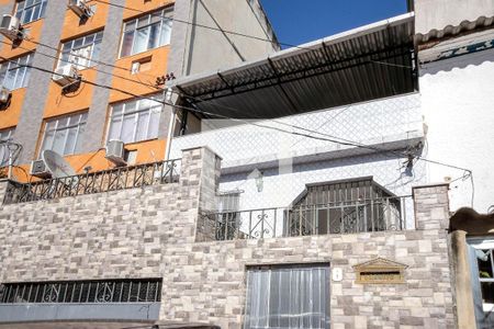 Casa à venda com 170m², 3 quartos e 1 vagaFachada