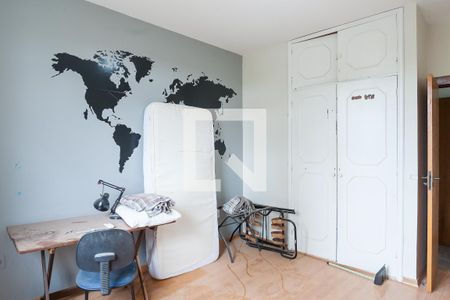 Casa de condomínio à venda com 460m², 4 quartos e 3 vagas Casa de condomínio à venda com 460m², 4 quartos e 3 vagasquarto 1