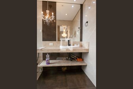 Casa de condomínio à venda com 460m², 4 quartos e 3 vagas Casa de condomínio à venda com 460m², 4 quartos e 3 vagasbanheiro suite master