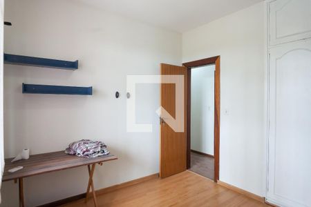 Casa de condomínio à venda com 460m², 4 quartos e 3 vagas Casa de condomínio à venda com 460m², 4 quartos e 3 vagasquarto 2