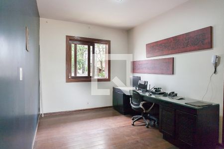 Casa de condomínio à venda com 460m², 4 quartos e 3 vagas Casa de condomínio à venda com 460m², 4 quartos e 3 vagashome office