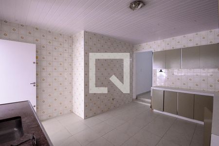 Casa à venda com 100m², 3 quartos e 4 vagas Casa à venda com 100m², 3 quartos e 4 vagasCozinha