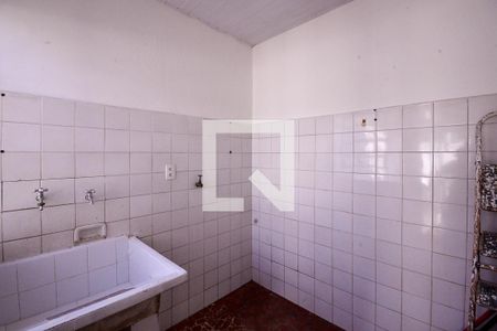 Casa à venda com 100m², 3 quartos e 4 vagas Casa à venda com 100m², 3 quartos e 4 vagasÁrea de Serviço