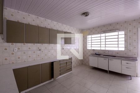 Casa à venda com 100m², 3 quartos e 4 vagas Casa à venda com 100m², 3 quartos e 4 vagasCozinha