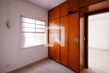 Casa à venda com 100m², 3 quartos e 4 vagas Casa à venda com 100m², 3 quartos e 4 vagasQuarto 2