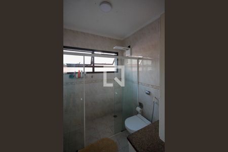 Casa à venda com 320m², 4 quartos e 5 vagasBanheiro da Suíte