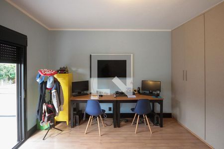 Casa à venda com 320m², 4 quartos e 5 vagasQuarto