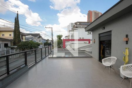 Casa à venda com 320m², 4 quartos e 5 vagasVaranda