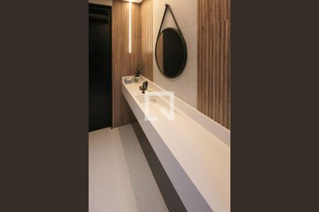 Casa à venda com 320m², 4 quartos e 5 vagasLavabo