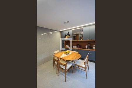 Casa à venda com 320m², 4 quartos e 5 vagasCozinha