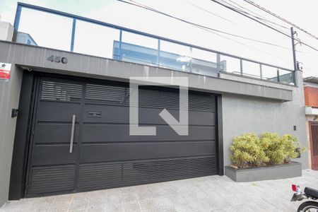 Casa à venda com 320m², 4 quartos e 5 vagasFachada