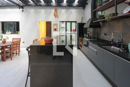 Casa à venda com 320m², 4 quartos e 5 vagasEspaço Gourmet