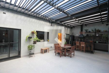 Casa à venda com 320m², 4 quartos e 5 vagasEspaço Gourmet