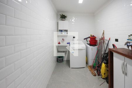 Casa à venda com 320m², 4 quartos e 5 vagasÁrea de Serviço