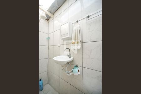 Casa à venda com 160m², 3 quartos e 2 vagasBanheiro de serviço