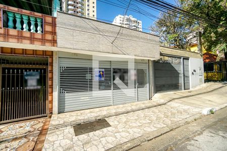Casa à venda com 160m², 3 quartos e 2 vagasFachada