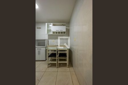 Apartamento para alugar com 33m², 1 quarto e sem vaga Apartamento para alugar com 33m², 1 quarto e sem vagaCozinha e Área de Serviço