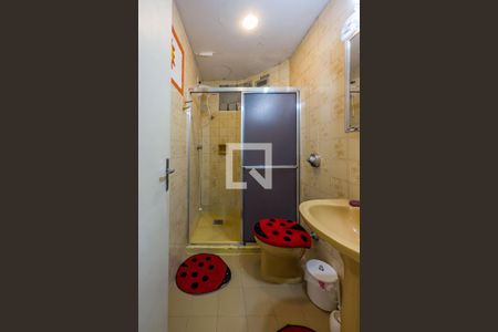 Banheiro de apartamento para alugar com 1 quarto, 33m² em Centro Histórico, Porto Alegre