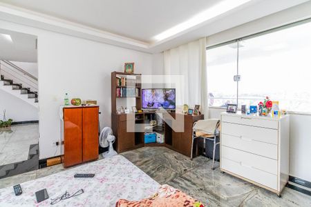 Casa à venda com 700m², 6 quartos e 3 vagasSuíte 3