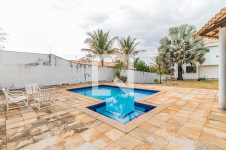 Casa à venda com 700m², 6 quartos e 3 vagasPiscina