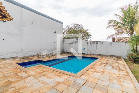 Casa à venda com 700m², 6 quartos e 3 vagasPiscina