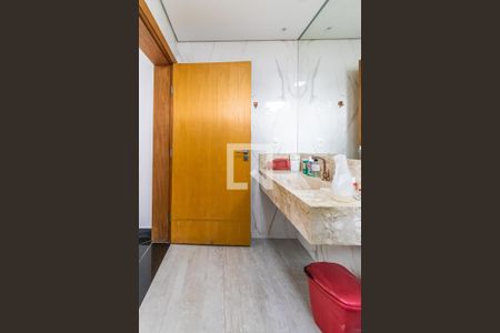 Casa à venda com 700m², 6 quartos e 3 vagasBanheiro da Suíte 3