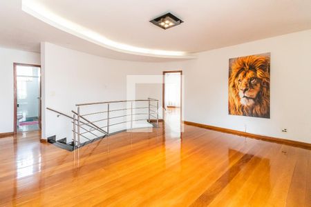 Sala 2 de casa à venda com 6 quartos, 700m² em Bandeirantes (pampulha), Belo Horizonte
