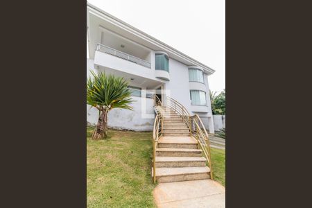 Casa à venda com 700m², 6 quartos e 3 vagasEntrada