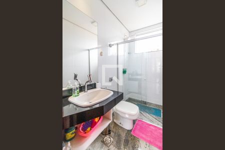 Casa à venda com 700m², 6 quartos e 3 vagasBanheiro Social