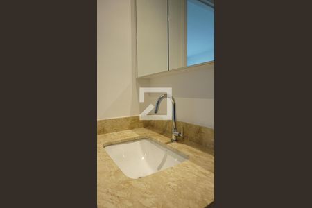 Apartamento para alugar com 68m², 2 quartos e 1 vagaBanheiro