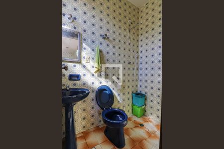 Casa à venda com 320m², 3 quartos e 4 vagasBanheiro 2