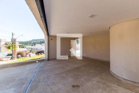 Casa de condomínio para alugar com 280m², 3 quartos e 2 vagasGaragem
