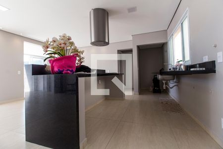 Casa de condomínio para alugar com 280m², 3 quartos e 2 vagasCozinha