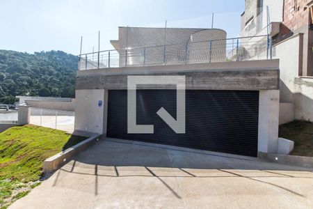 Casa de condomínio para alugar com 280m², 3 quartos e 2 vagasVista da Rua