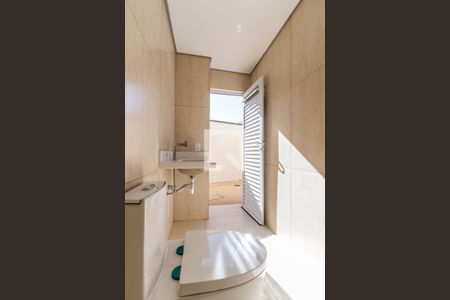 Casa de condomínio para alugar com 280m², 3 quartos e 2 vagasBanheiro