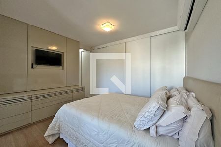 Apartamento à venda com 280m², 4 quartos e 3 vagas Apartamento à venda com 280m², 4 quartos e 3 vagasQuarto 2