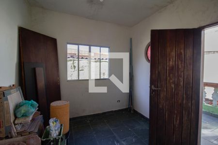Casa à venda com 180m², 5 quartos e 2 vagasQuarto 4