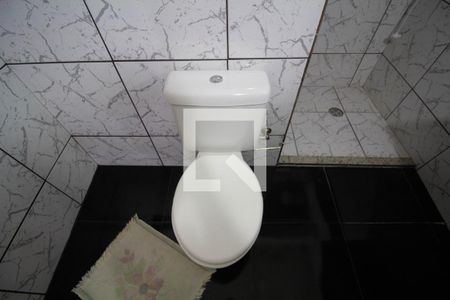 Casa à venda com 180m², 5 quartos e 2 vagasBanheiro