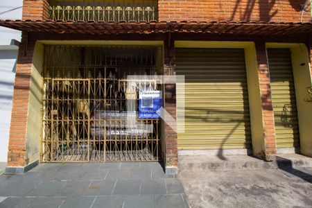 Casa à venda com 180m², 5 quartos e 2 vagasPlaca na Fachada