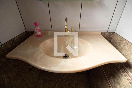 Banheiro da Suíte de casa à venda com 5 quartos, 180m² em Jardim das Camélias, São Paulo