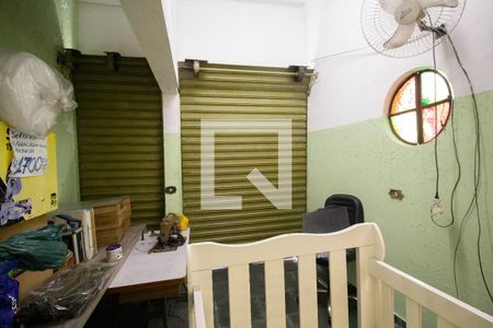 Casa à venda com 180m², 5 quartos e 2 vagasSalão