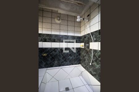 Casa à venda com 180m², 5 quartos e 2 vagasBanheiro 2